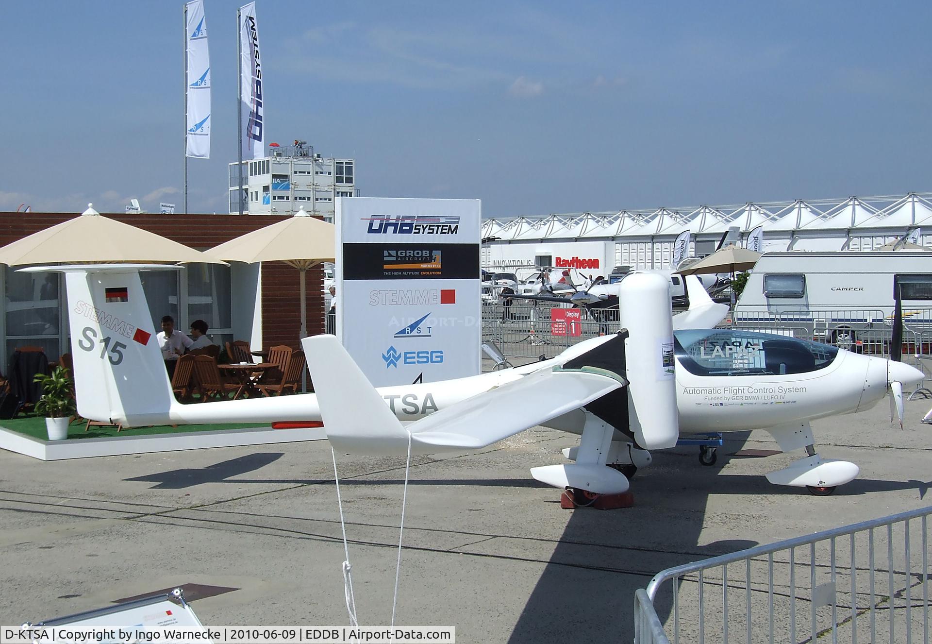 D-KTSA, Stemme S-6 C/N 001, Stemme S-15 (converted from prototype S-6) at ILA 2010, Berlin