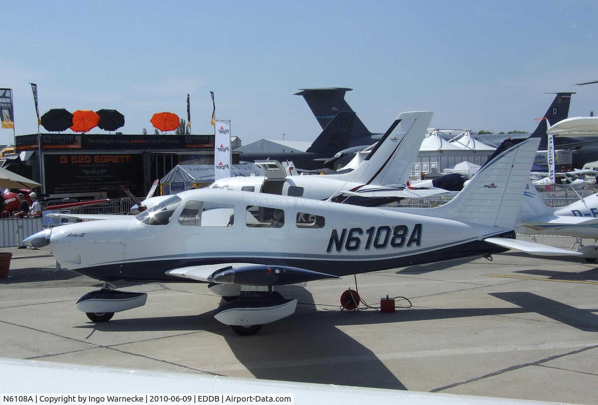 N6108A, 2010 Piper PA-28-181 Archer C/N 2843681, Piper PA-28-181 Archer III at ILA 2010, Berlin