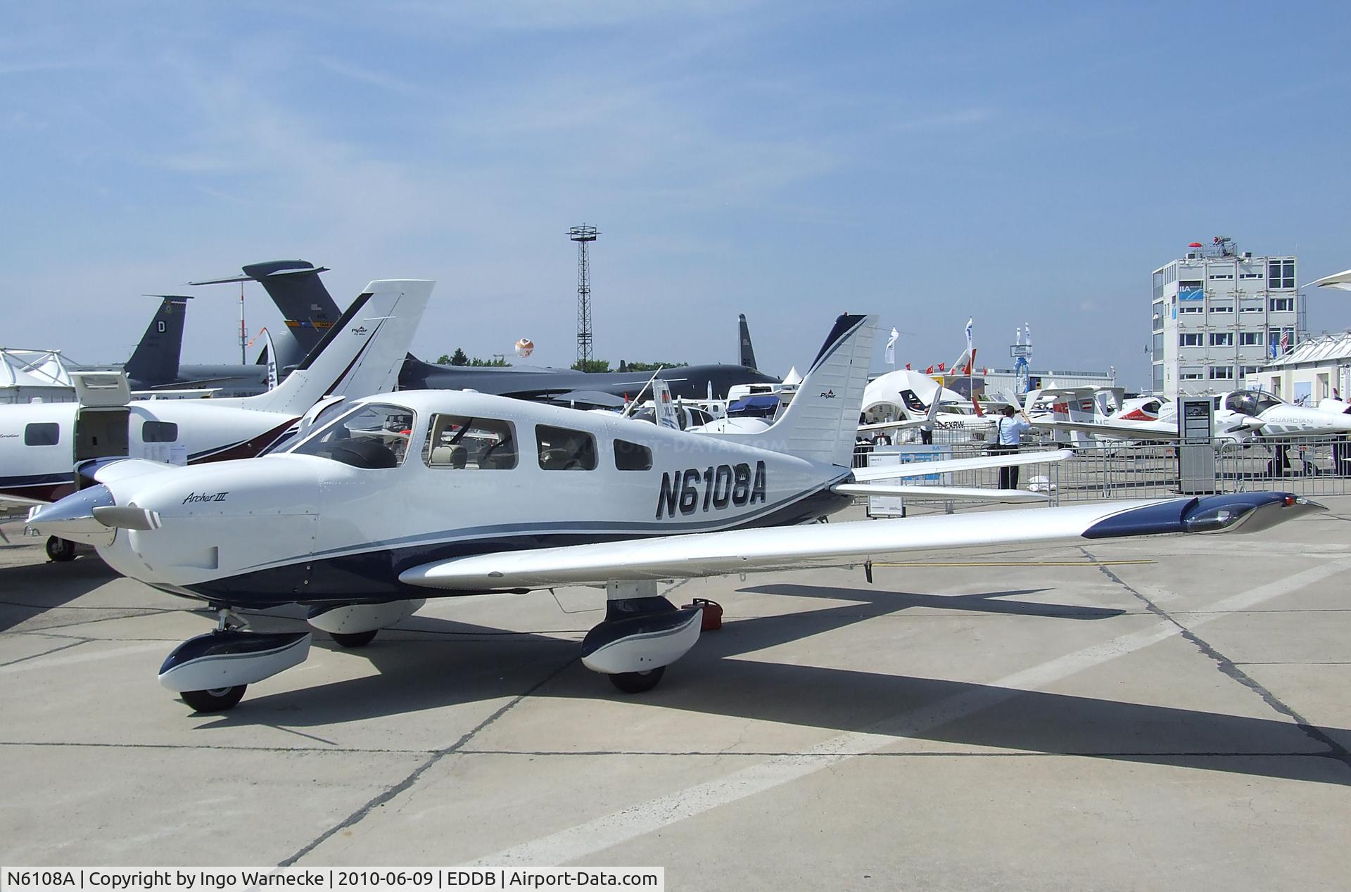 N6108A, 2010 Piper PA-28-181 Archer C/N 2843681, Piper PA-28-181 Archer III at ILA 2010, Berlin