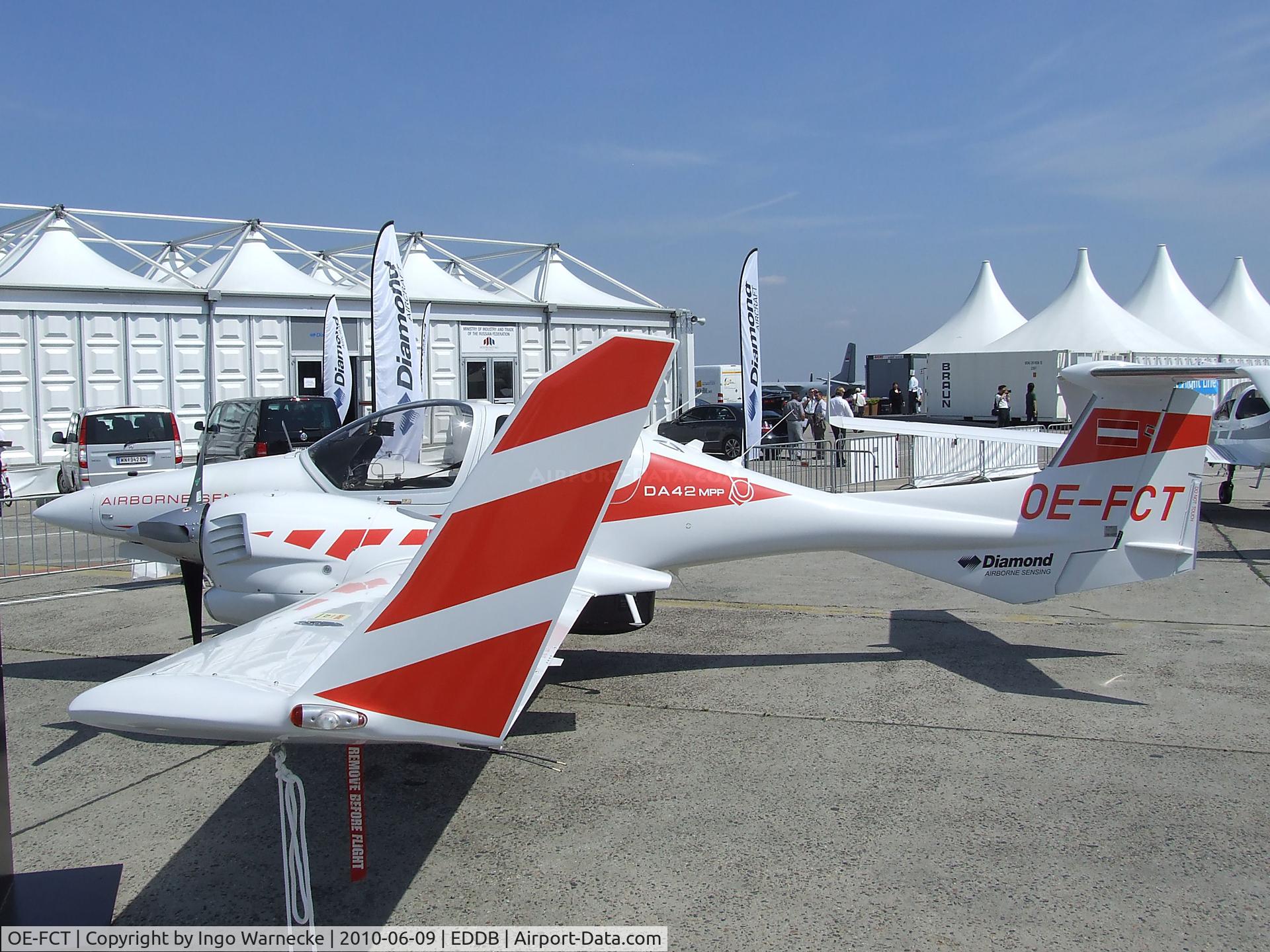OE-FCT, Diamond DA-42MPP Twin Star C/N 42.286, Diamond DA-42MPP Twin Star at ILA 2010, Berlin
