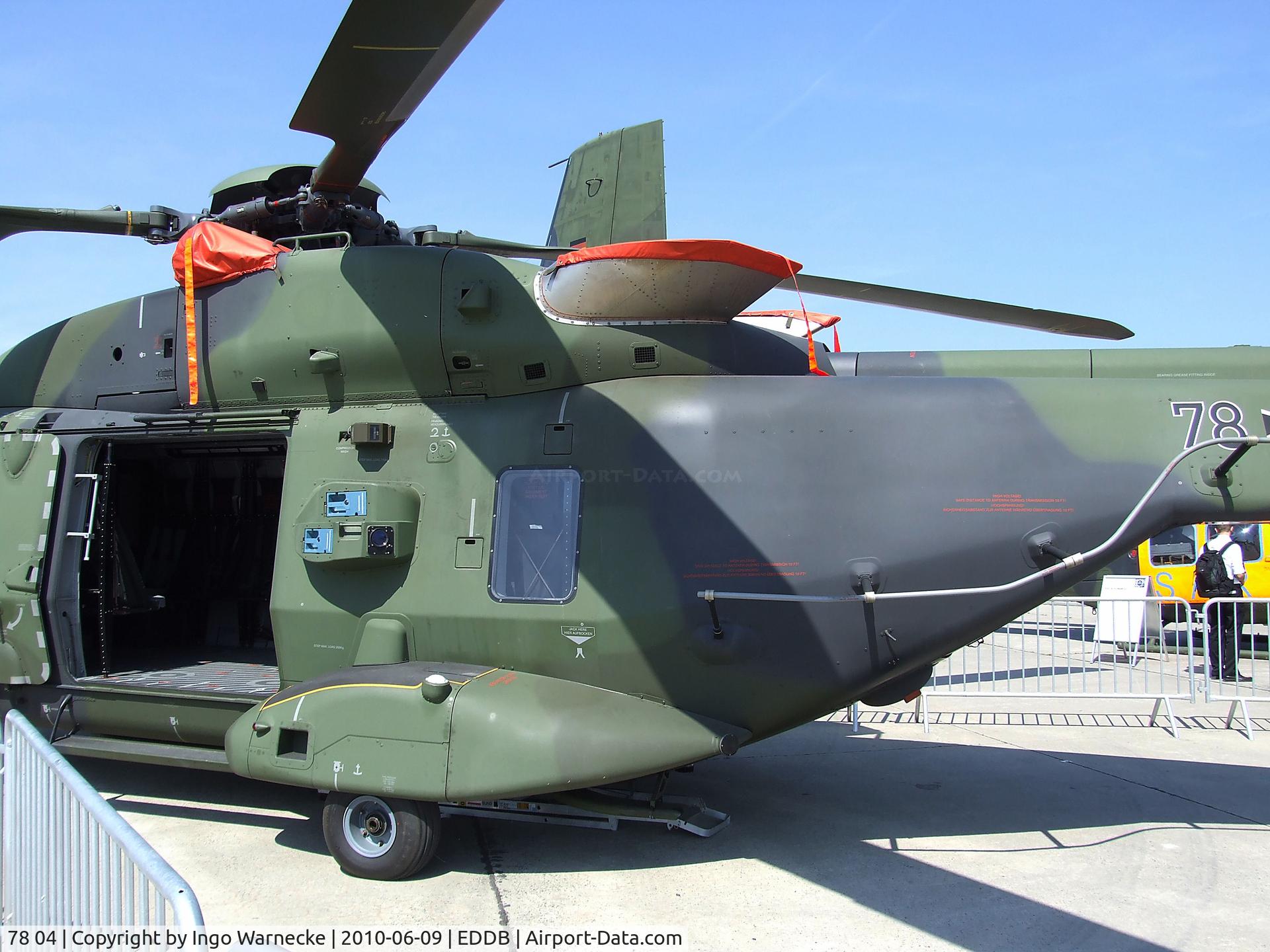 78 04, NHI NH-90 TTH Caiman C/N TGEA04, NHI NH90TTH of the German army aviation (Heeresflieger) at ILA 2010, Berlin