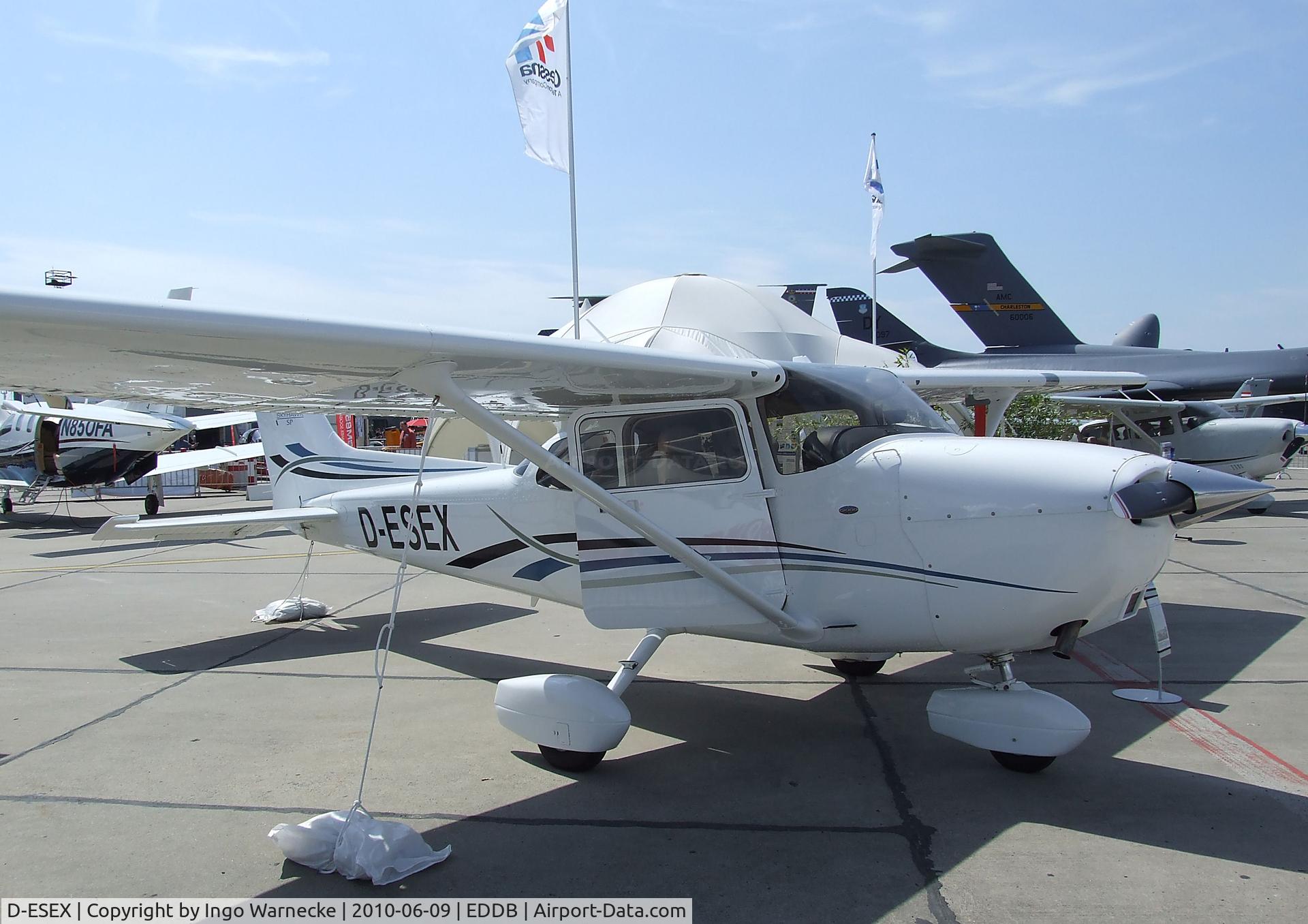 D-ESEX, 2006 Cessna 172S C/N 172S10320, Cessna 172S Skyhawk SP at ILA 2010, Berlin