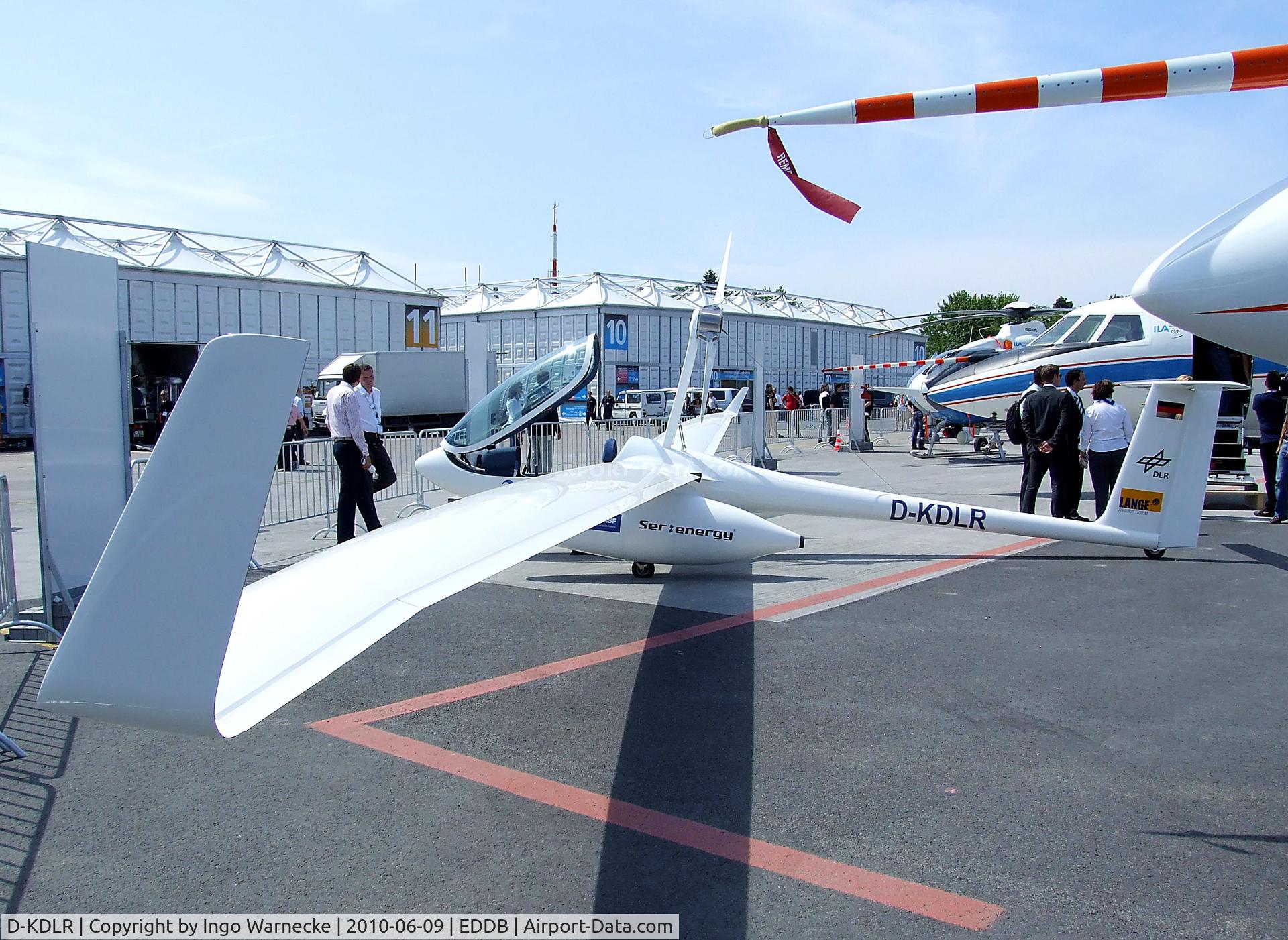 D-KDLR, 2008 Lange E-1 Antares DLR-H2 C/N 01, DLR / Lange Aviation Antares DLR-H2 fuel cell/hydrogen powered electric aircraft of the DLR at ILA 2010, Berlin