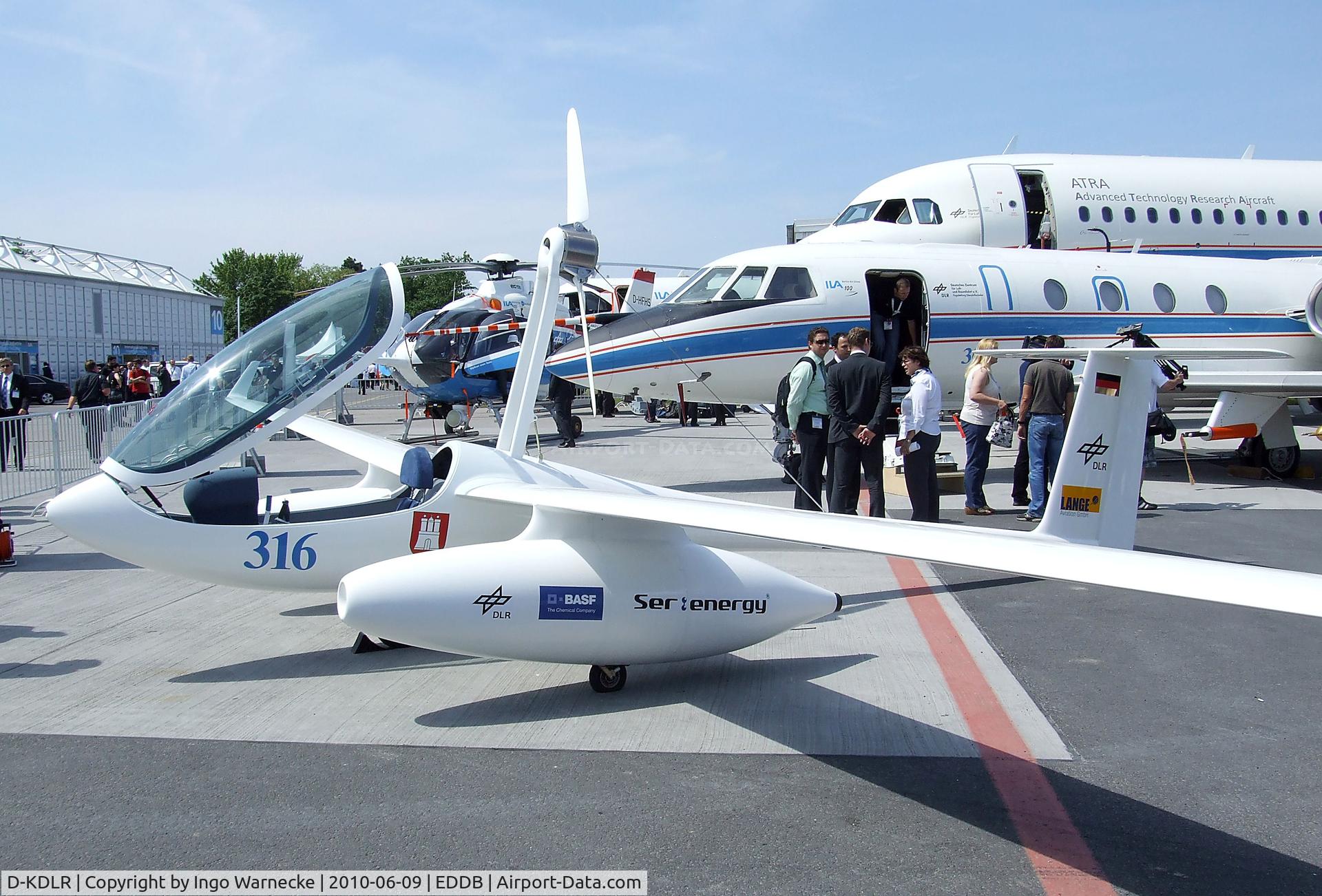D-KDLR, 2008 Lange E-1 Antares DLR-H2 C/N 01, DLR / Lange Aviation Antares DLR-H2 fuel cell/hydrogen powered electric aircraft of the DLR at ILA 2010, Berlin