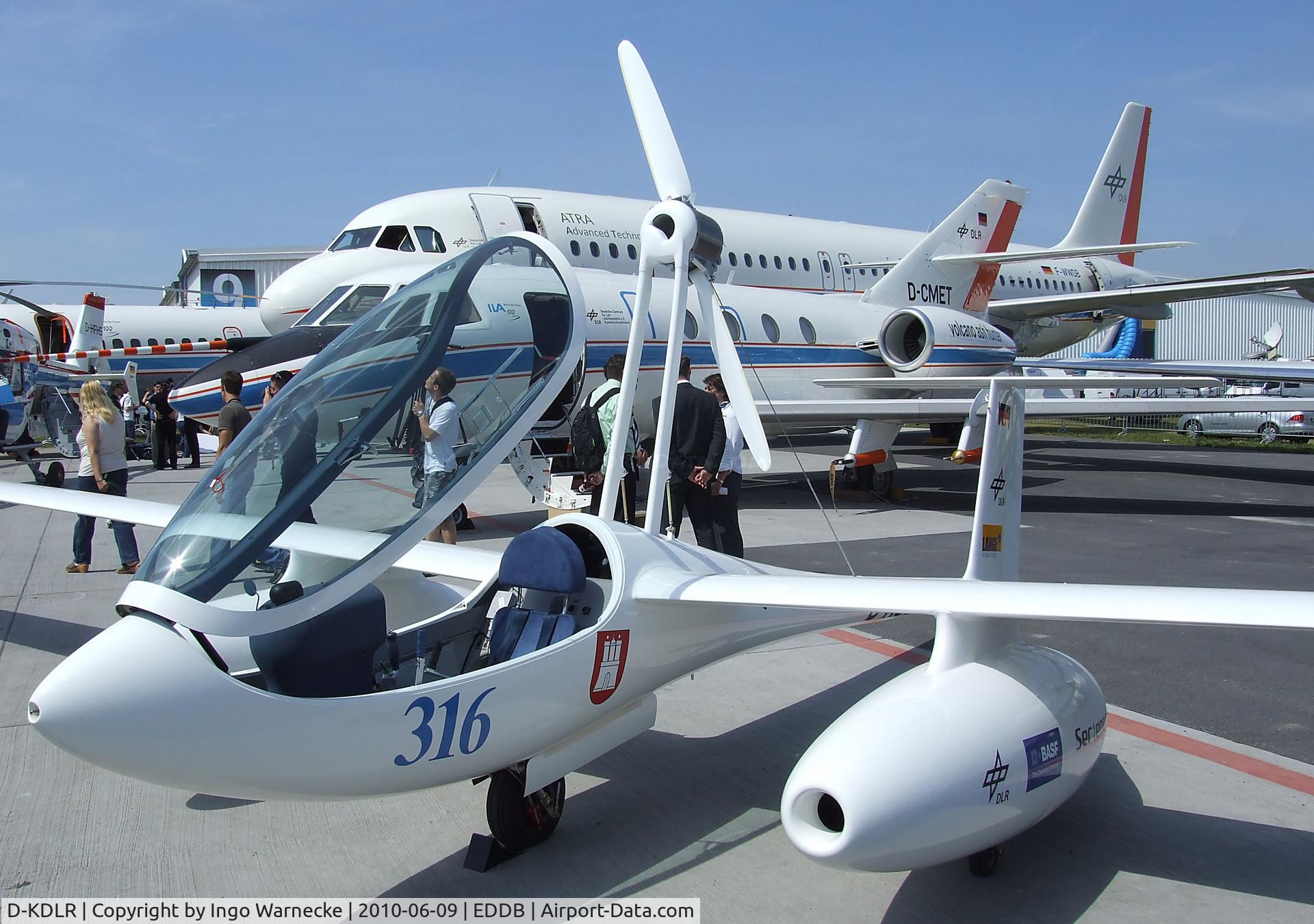 D-KDLR, 2008 Lange E-1 Antares DLR-H2 C/N 01, DLR / Lange Aviation Antares DLR-H2 fuel cell/hydrogen powered electric aircraft of the DLR at ILA 2010, Berlin