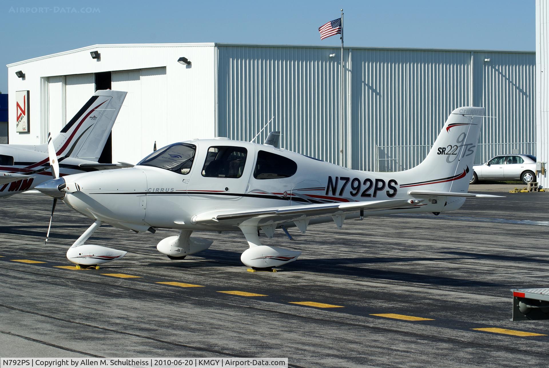 N792PS, 2006 Cirrus SR22 C/N 1872, 2006 Cirrus SR22