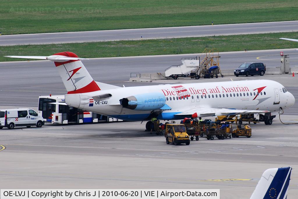 OE-LVJ, 1991 Fokker 100 (F-28-0100) C/N 11359, Austrian arrows Fokker 100