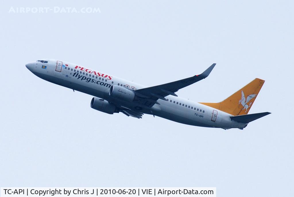 TC-API, 2002 Boeing 737-86N C/N 32732/1056, Pegasus Boeing 737-86N