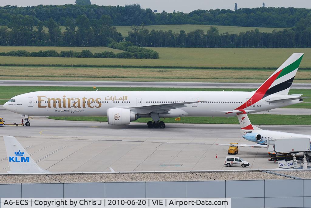 A6-ECS, 2009 Boeing 777-31H/ER C/N 38980, Emirates Boeing 777-31HER