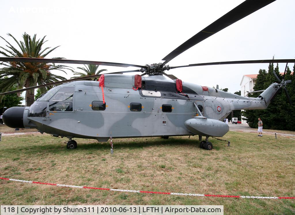 118, Aérospatiale SA-321G Super Frelon C/N 118, Preserved Super Frelon @ the LFTH Navy Base...