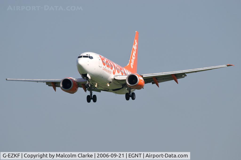 G-EZKF, 2004 Boeing 737-73V C/N 32427, Boeing 737-73V on approach to Rwy 25 at Newcastle Airport in September 2006.