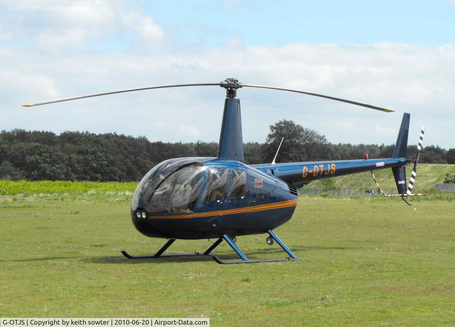 G-OTJS, 2008 Robinson R44  Raven II C/N 12305, Visiting Snetterton Race Course