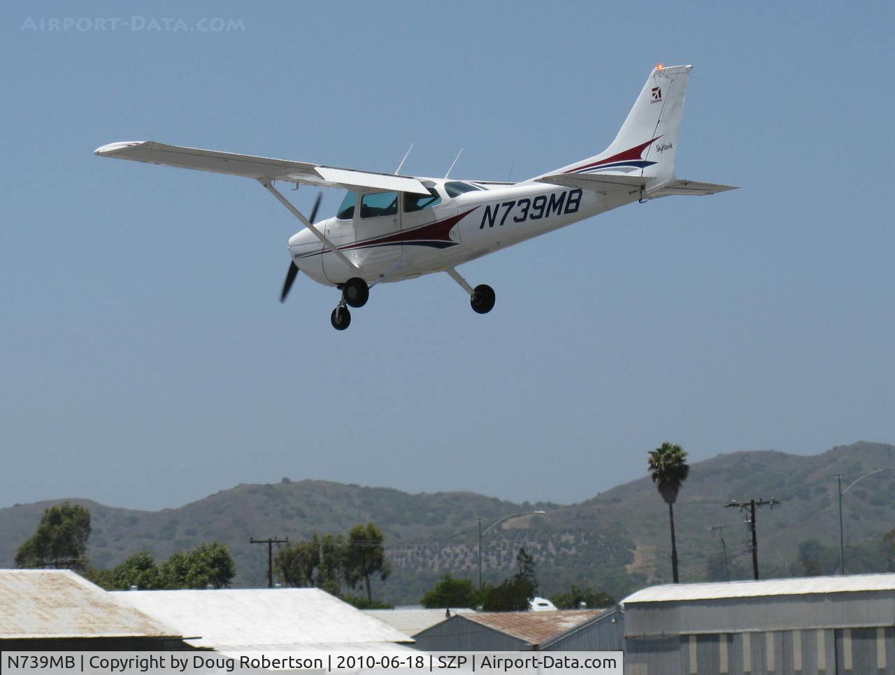 N739MB, 1978 Cessna 172N C/N 17270641, 1978 Cessna 172N SKYHAWK, Lycoming O-320-H2AD 160 Hp, on final Rwy 22