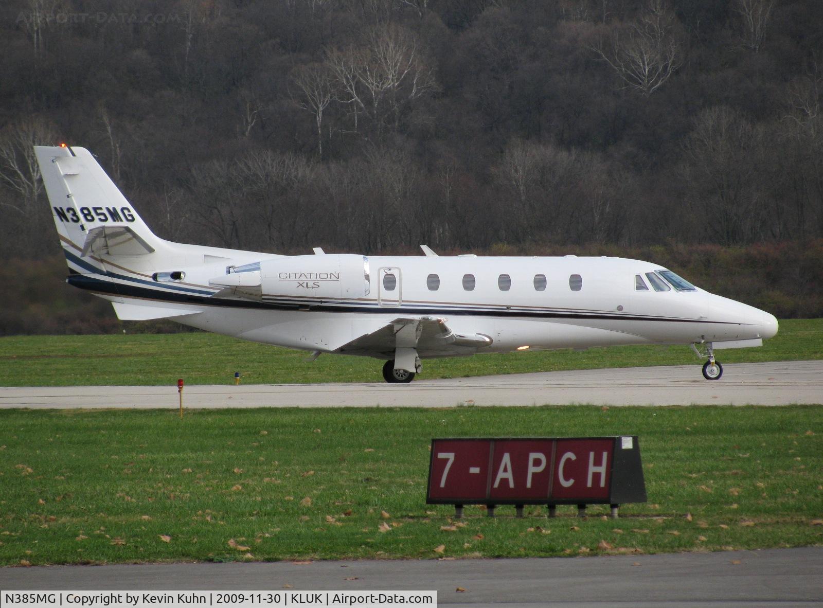 N385MG, 2005 Cessna 560XL C/N 560-5556, arriving as Jetspeed 385