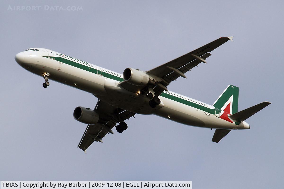 I-BIXS, 1997 Airbus A321-112 C/N 599, Airbus A321-112 [0599] (Alitalia) Home~G 08/12/2009. Taken on approach 27R 3 miles out.