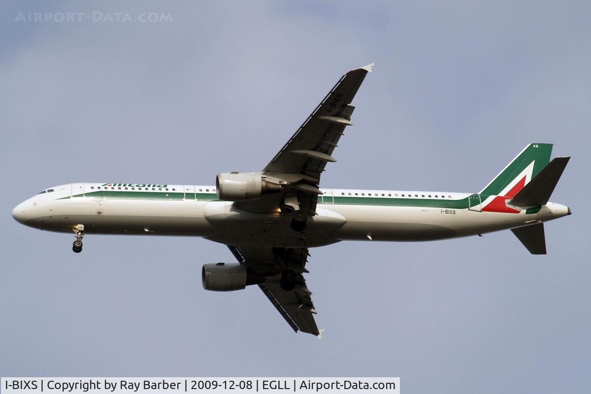 I-BIXS, 1997 Airbus A321-112 C/N 599, Airbus A321-112 [0599] (Alitalia) Home~G 08/12/2009. Taken on approach 27R 3 miles out.