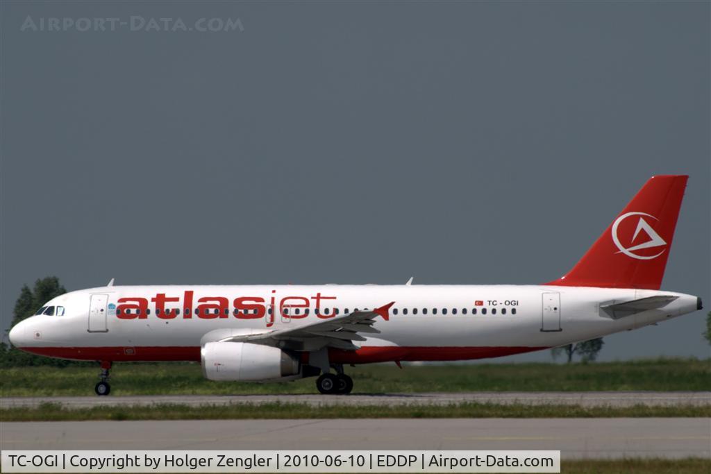 TC-OGI, 1997 Airbus A320-232 C/N 640, Going to Antalya on rwy 26R