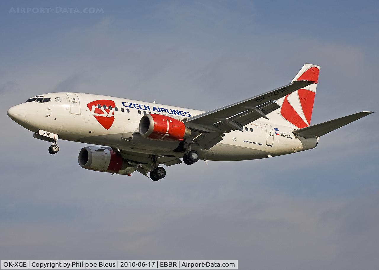 OK-XGE, 1992 Boeing 737-55S C/N 26543, Short final rwy 02.