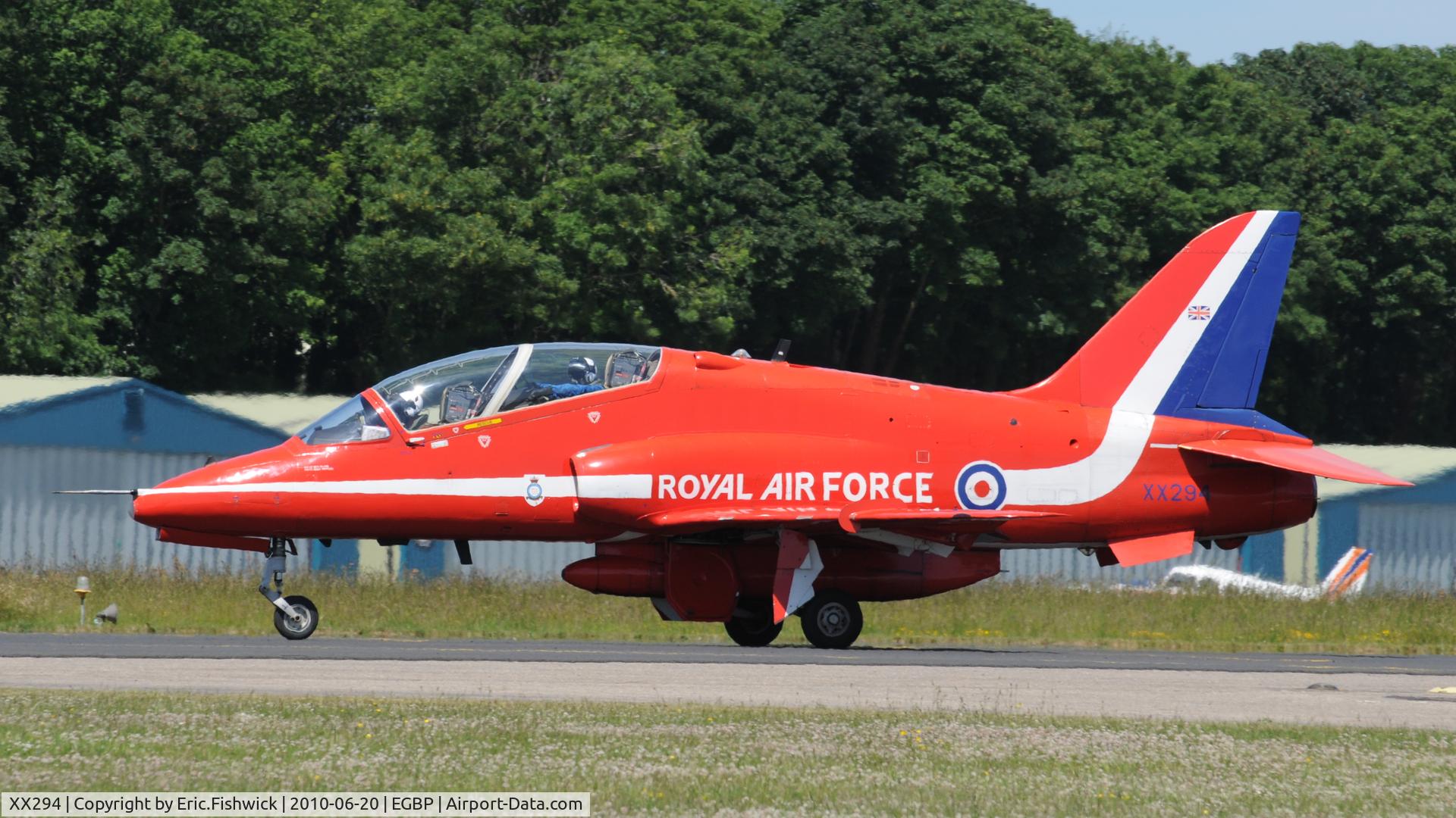 XX294, 1979 Hawker Siddeley Hawk T.1 C/N 122/312119, XX294 at The Cotswold Air Show June 2010