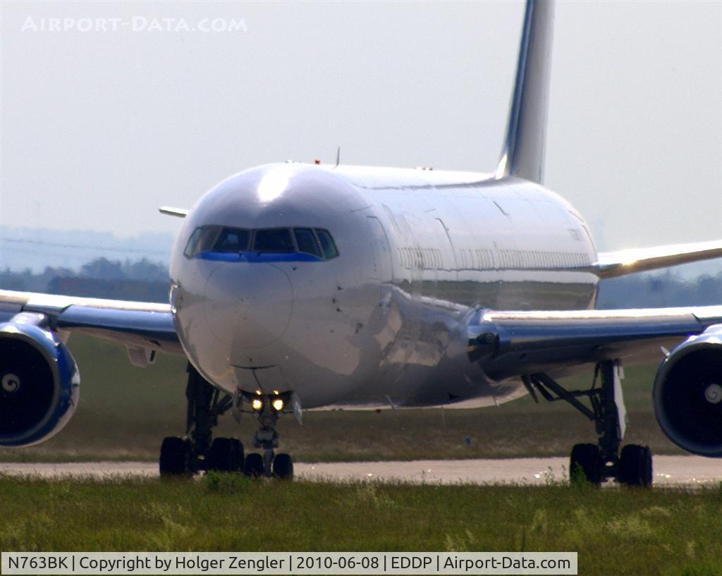 N763BK, 1987 Boeing 767-3T9 C/N 23765, Taxiing for take off on rwy 26L for a long ride home