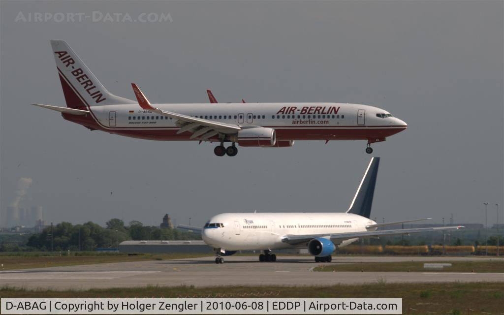 D-ABAG, 2001 Boeing 737-86J C/N 30879, Only seconds till touch down.....