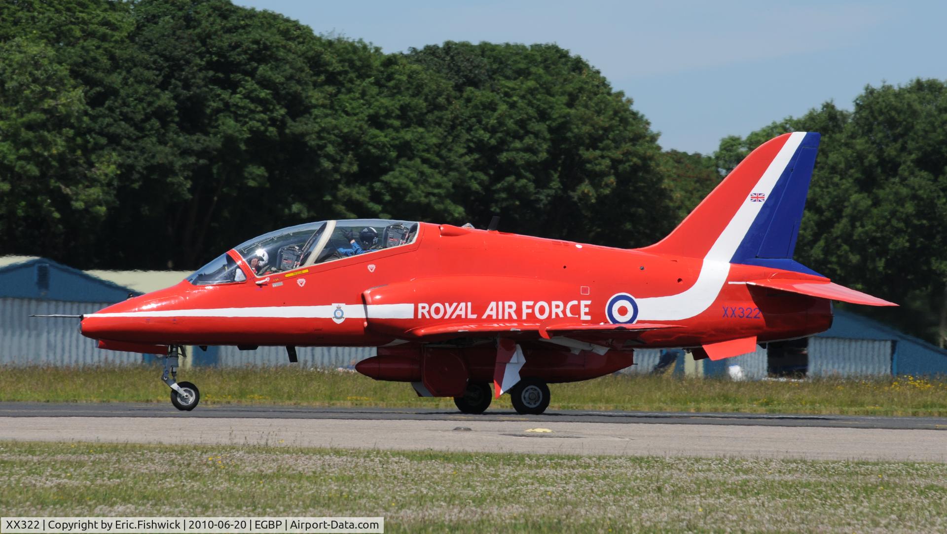 XX322, 1980 Hawker Siddeley Hawk T.1A C/N 165/312147, XX322 at The Cotswold Air Show June 2010