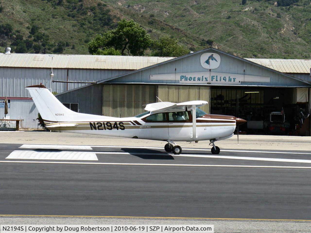 N2194S, Cessna TR182 Turbo Skylane RG C/N R18201312, 1979 Cessna T182 TURBO SKYLANE RG II, Lycoming O-540-L3C5D 235 Hp with Airesearch turbocharger delivers full power to the 20,000' ceiling of this aircraft. retractable gear, takeoff roll Rwy 22