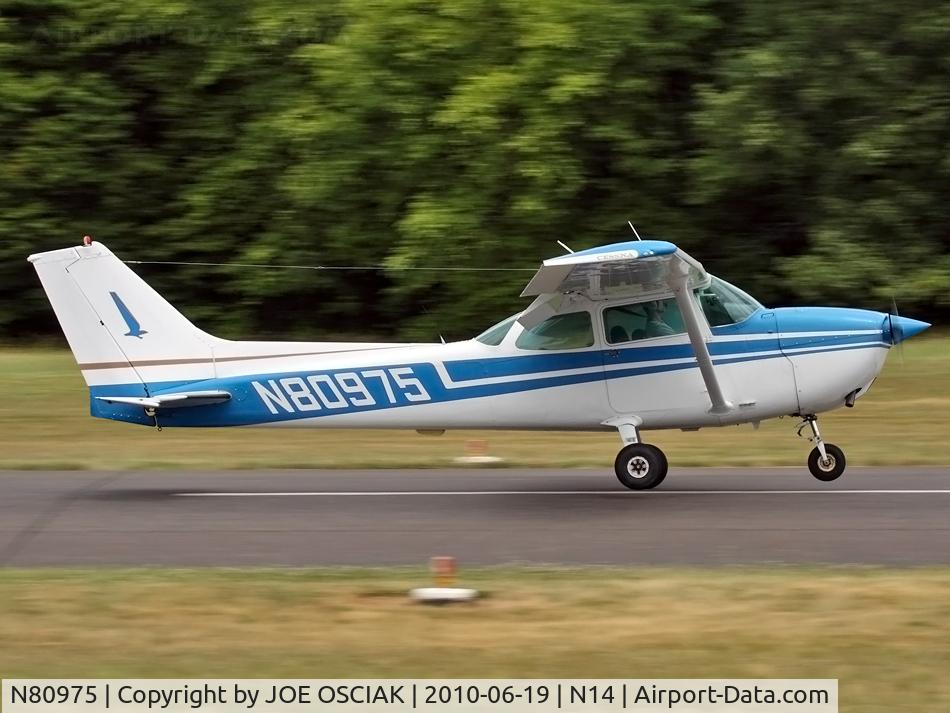 N80975, 1976 Cessna 172M C/N 17266821, @N14