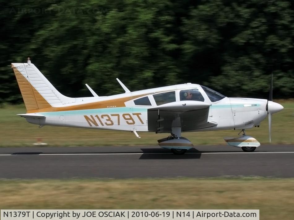 N1379T, 1972 Piper PA-28-180 C/N 28-7205290, @N14