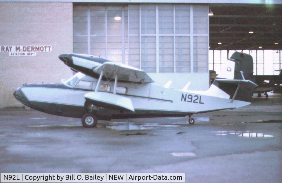 N92L, 1944 Grumman G-44 Widgeon C/N 1372, McDermott conversion in front of the company hangar.