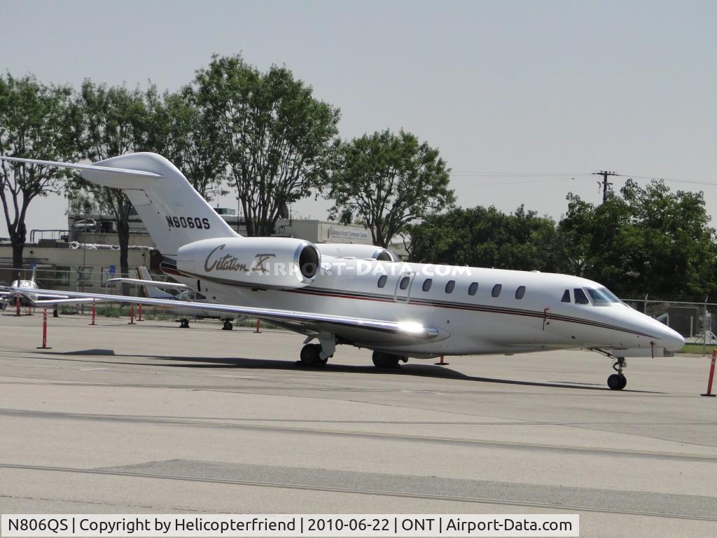 N806QS, 2002 Cessna 560 Citation Encore C/N 560-0614, Parked southside of Ontario