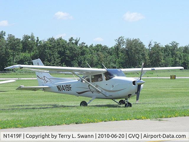 N1419F, 2008 Cessna 172S C/N 172S10672, At Batavia fly-in-breakfast.