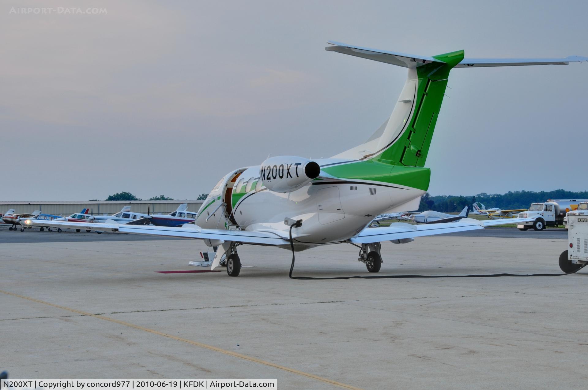 N200XT, 2009 Embraer EMB-500 Phenom 100 C/N 50000029, Seen at KFDK on 6/19/2010