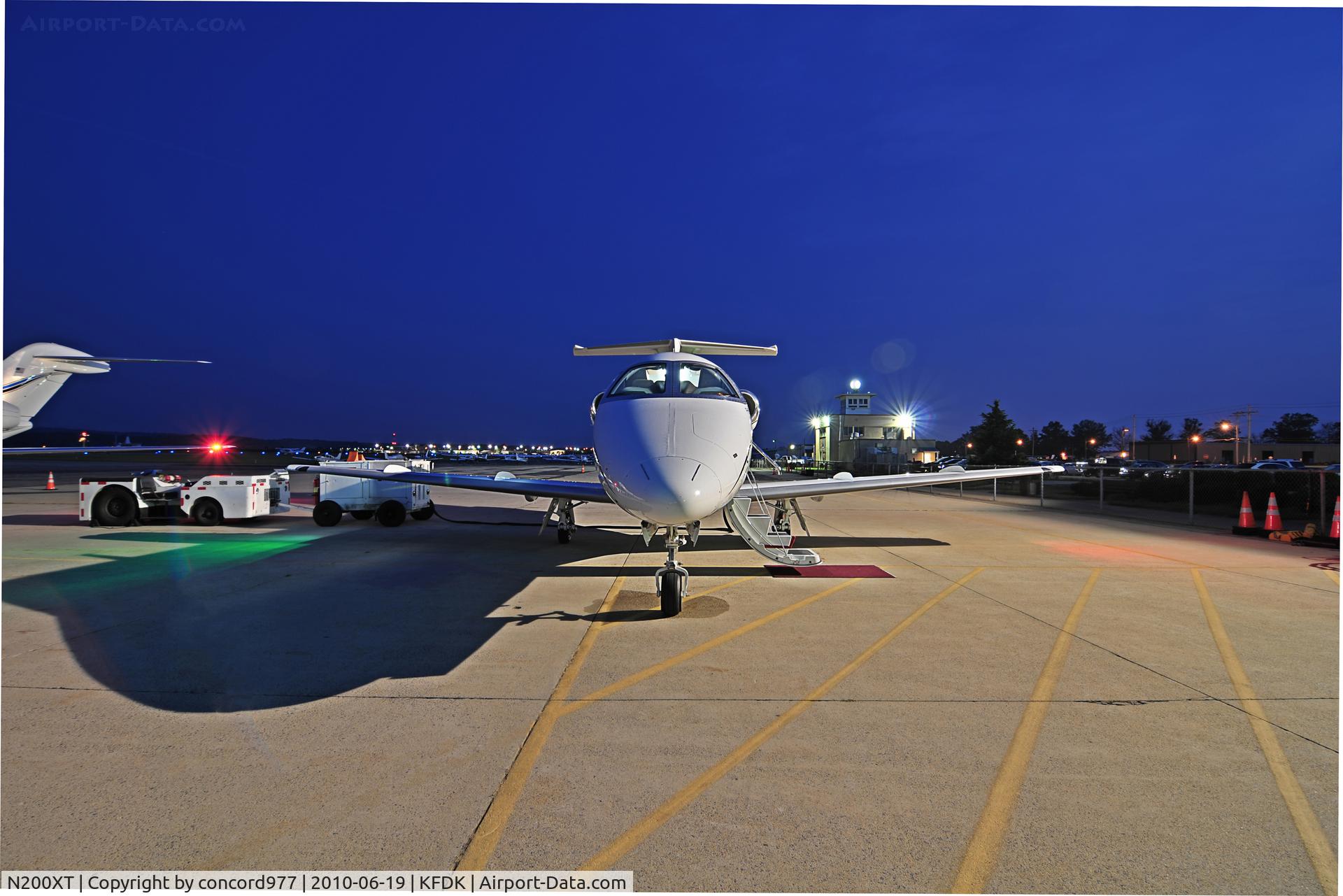 N200XT, 2009 Embraer EMB-500 Phenom 100 C/N 50000029, Seen at KFDK on 6/19/2010