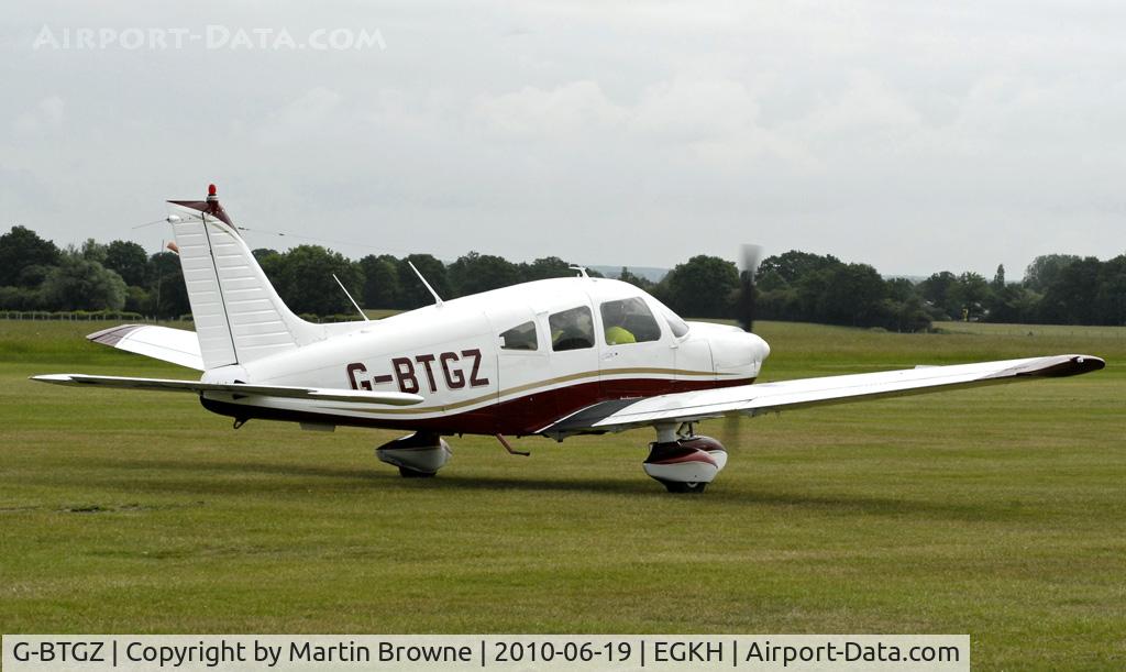 G-BTGZ, 1977 Piper PA-28-181 Cherokee Archer II C/N 28-7890160, Shot at EGKH.