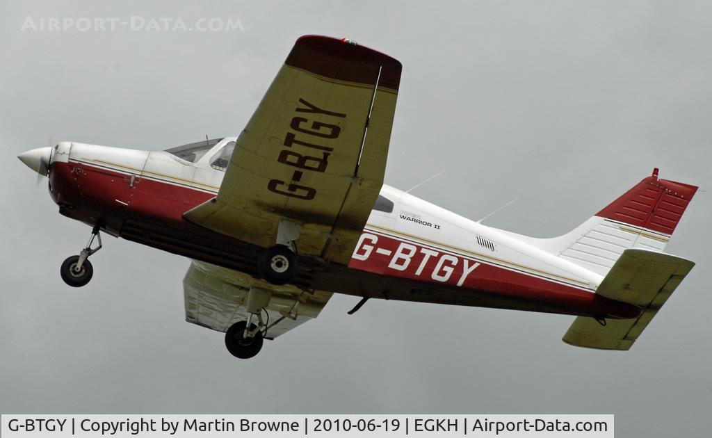 G-BTGY, 1982 Piper PA-28-161 Cherokee Warrior II C/N 28-8216199, Shot at EGKH