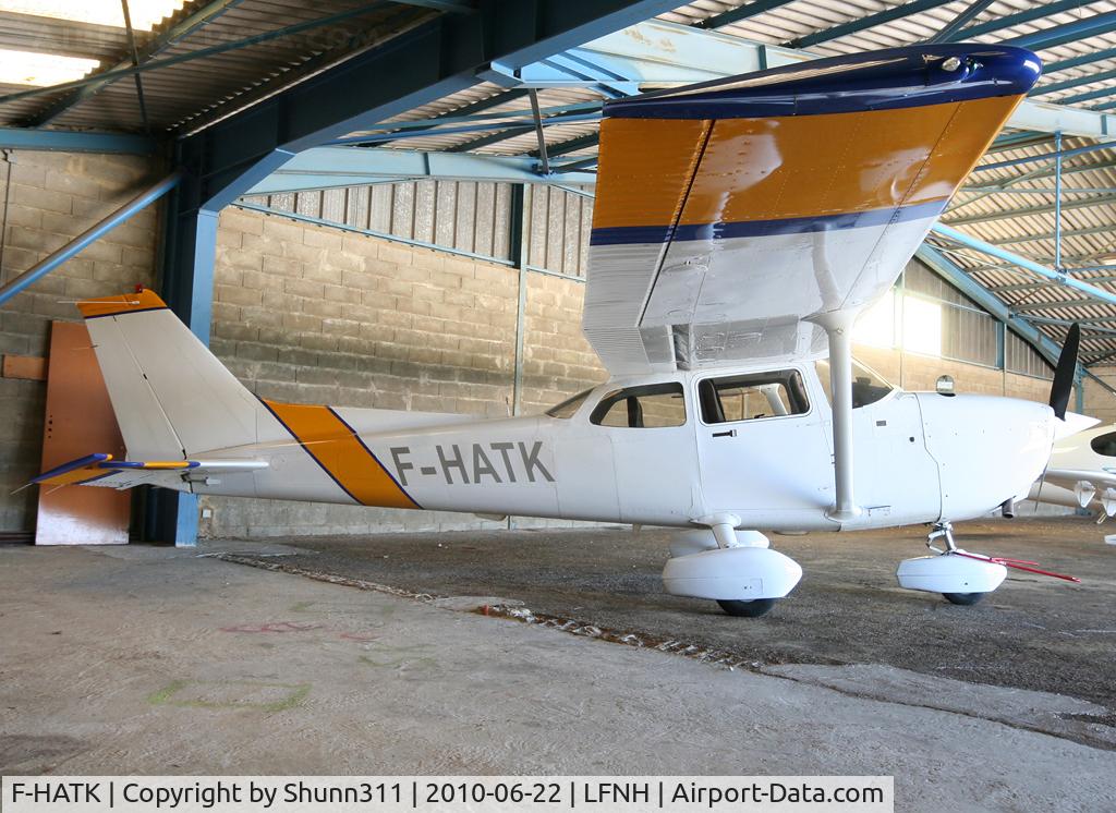F-HATK, 2000 Cessna 172R C/N 172-81123, Hangared...