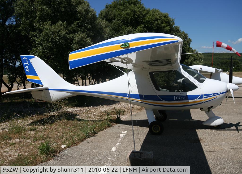95ZW, Flight Design CTSW C/N Not found 95ZW, Parked...