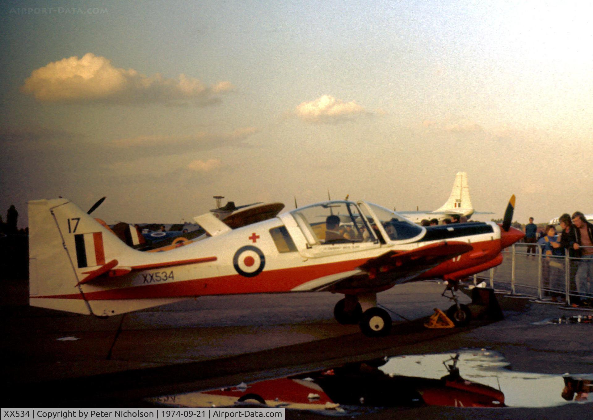XX534, 1973 Scottish Aviation Bulldog T.1 C/N BH.120/220, Bulldog T.1 of 2 Flying Training School on display at the 1974 RAF Finningley Airshow.