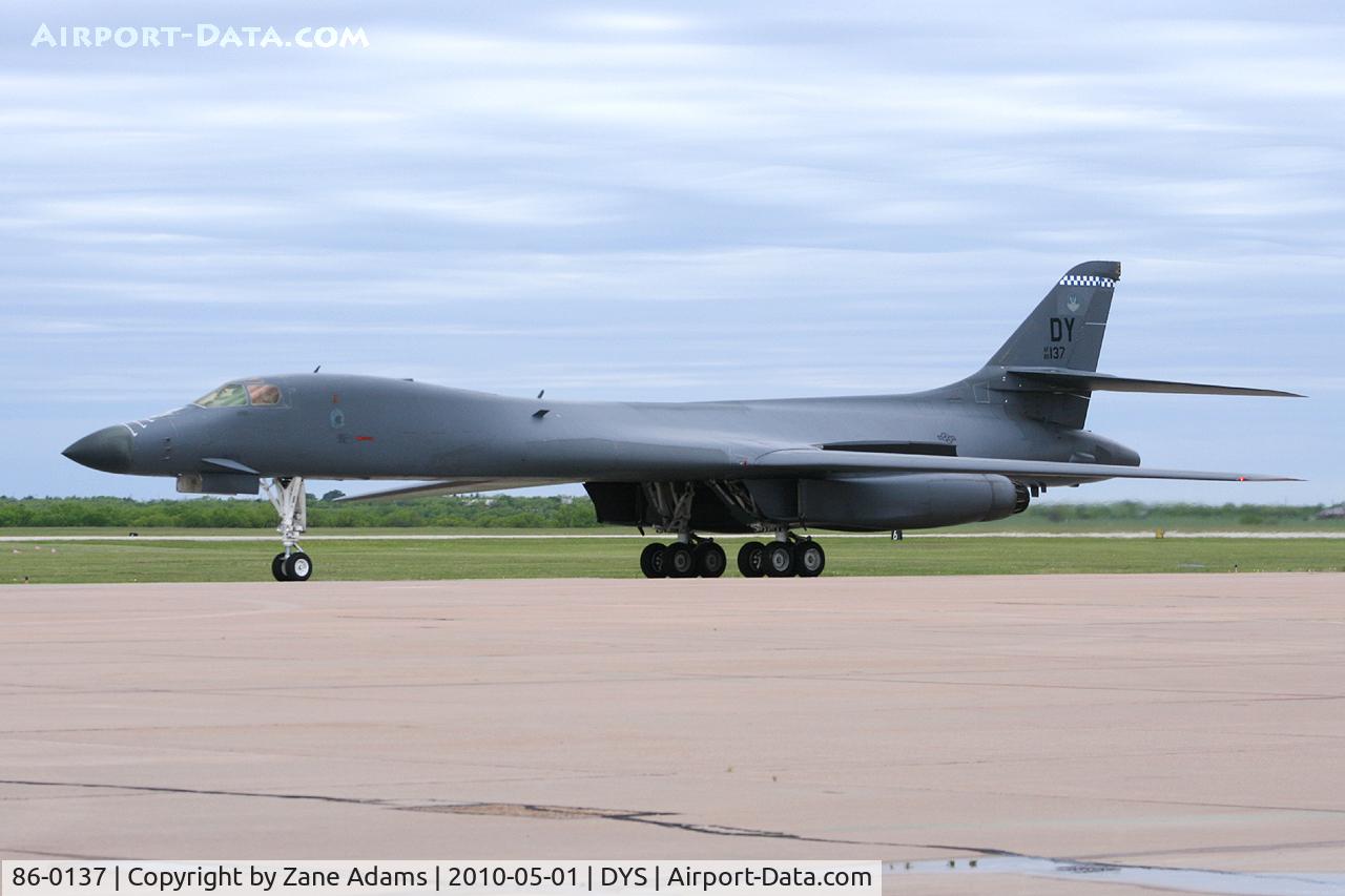 86-0137, Rockwell B-1B Lancer C/N 97, At the B-1B 25th Anniversary Airshow - Big Country Airfest, Dyess AFB, Abilene, TX