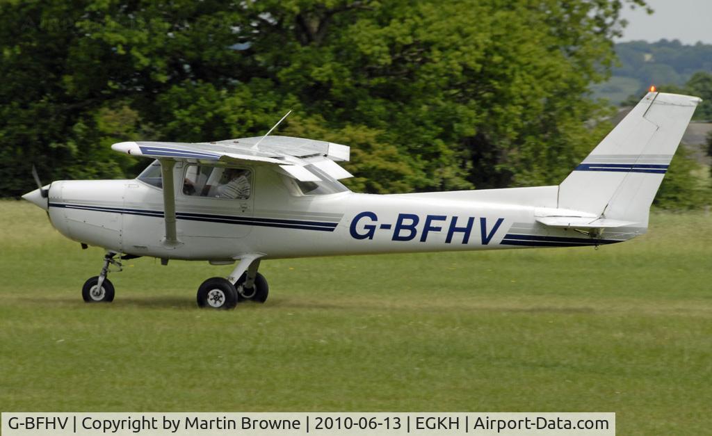 G-BFHV, 1977 Reims F152 C/N 1470, shot at Headcorn