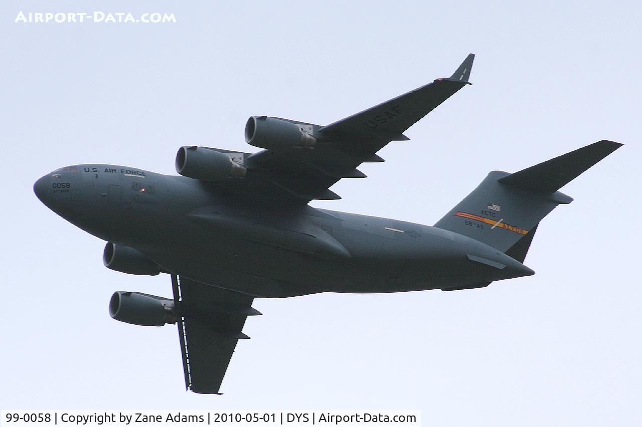 99-0058, 1999 Boeing C-17A Globemaster III C/N 50062/P-58, At the B-1B 25th Anniversary Airshow - Big Country Airfest, Dyess AFB, Abilene, TX