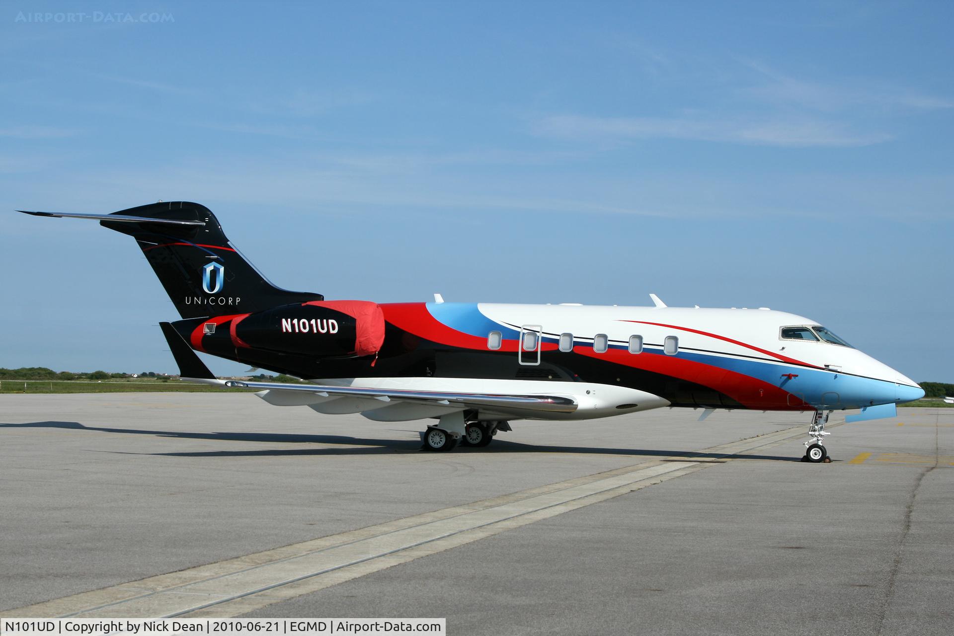 N101UD, 2008 Bombardier Challenger 300 (BD-100-1A10) C/N 20220, EGMD
