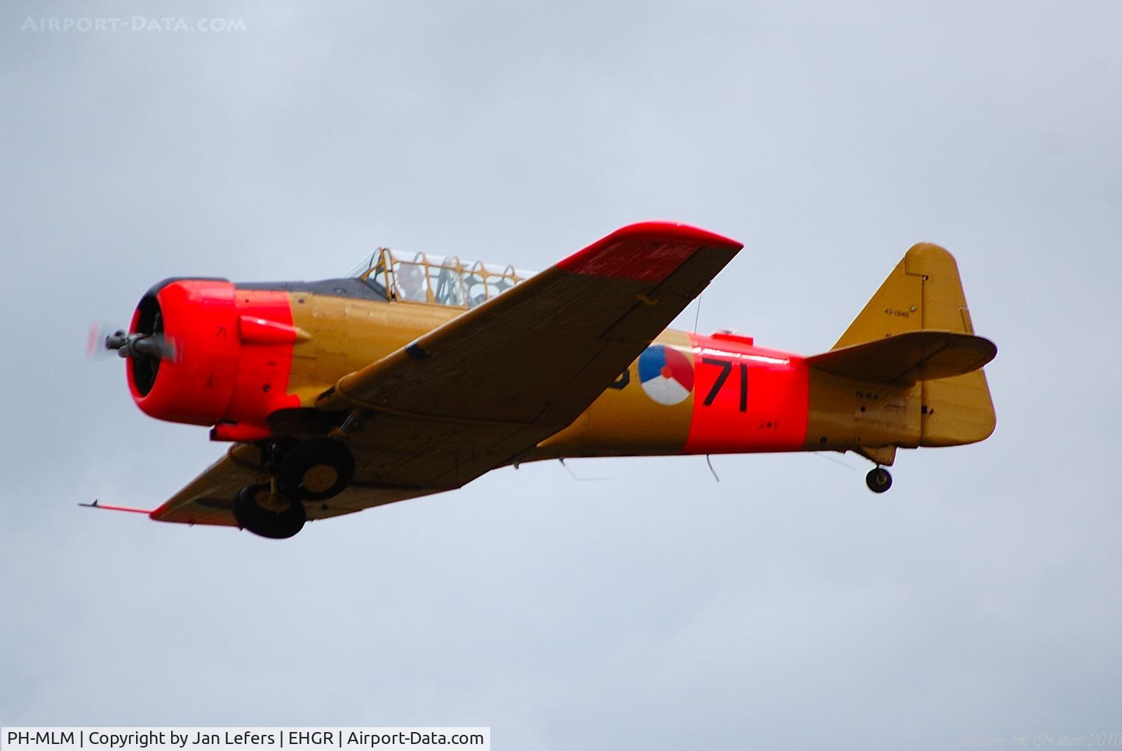 PH-MLM, Noorduyn AT-16 Harvard IIB C/N 14A-1444, Dutch History