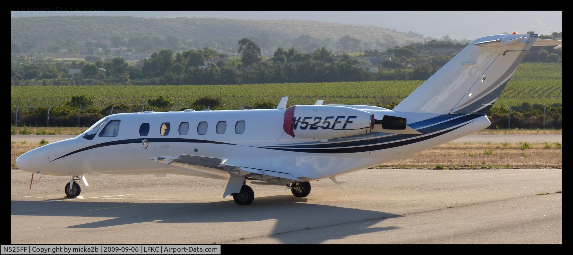 N525FF, 2007 Cessna 525A CitationJet CJ2 C/N 525A0161, Parked.