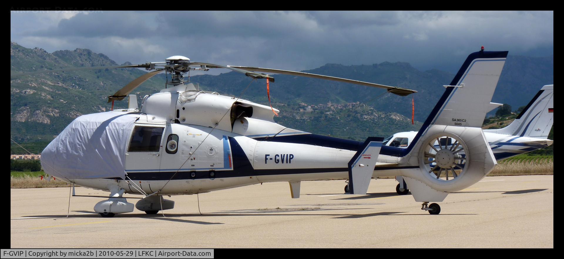 F-GVIP, Aerospatiale SA-365C-2 Dauphin 2 C/N 5045, Parked.