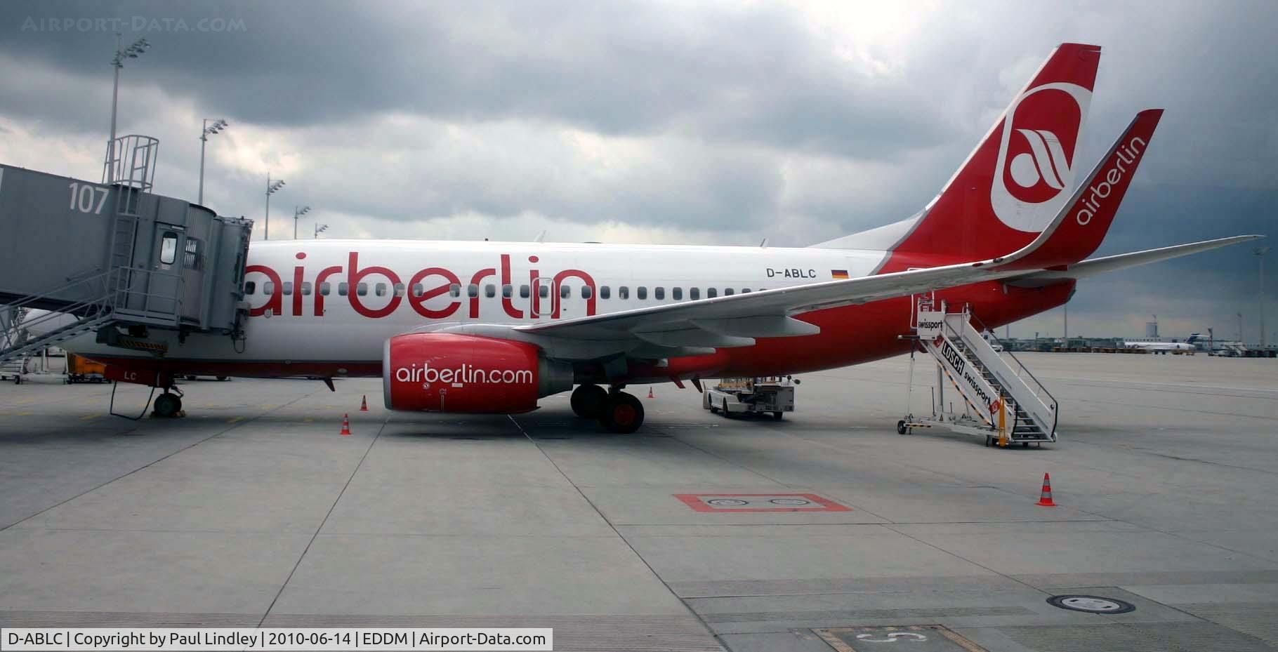 D-ABLC, 2008 Boeing 737-76J C/N 36116, On stand