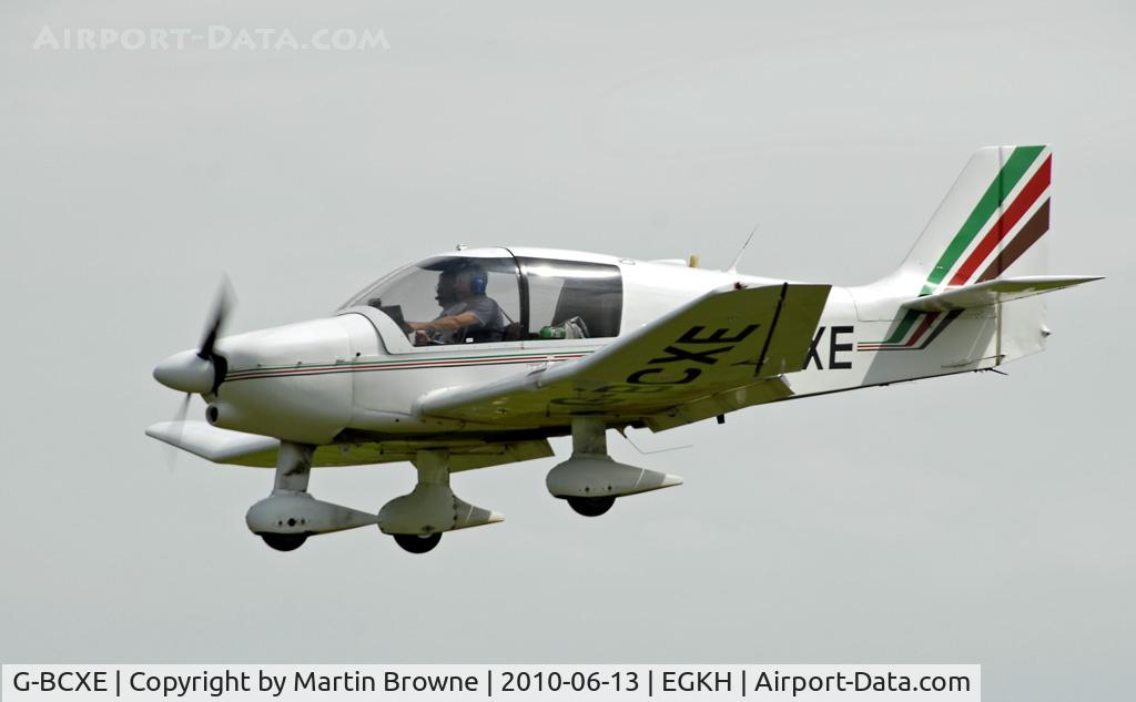 G-BCXE, 1975 Robin DR-400-108  Dauphin 2+2 C/N 1015, SHOT AT HEADCORN