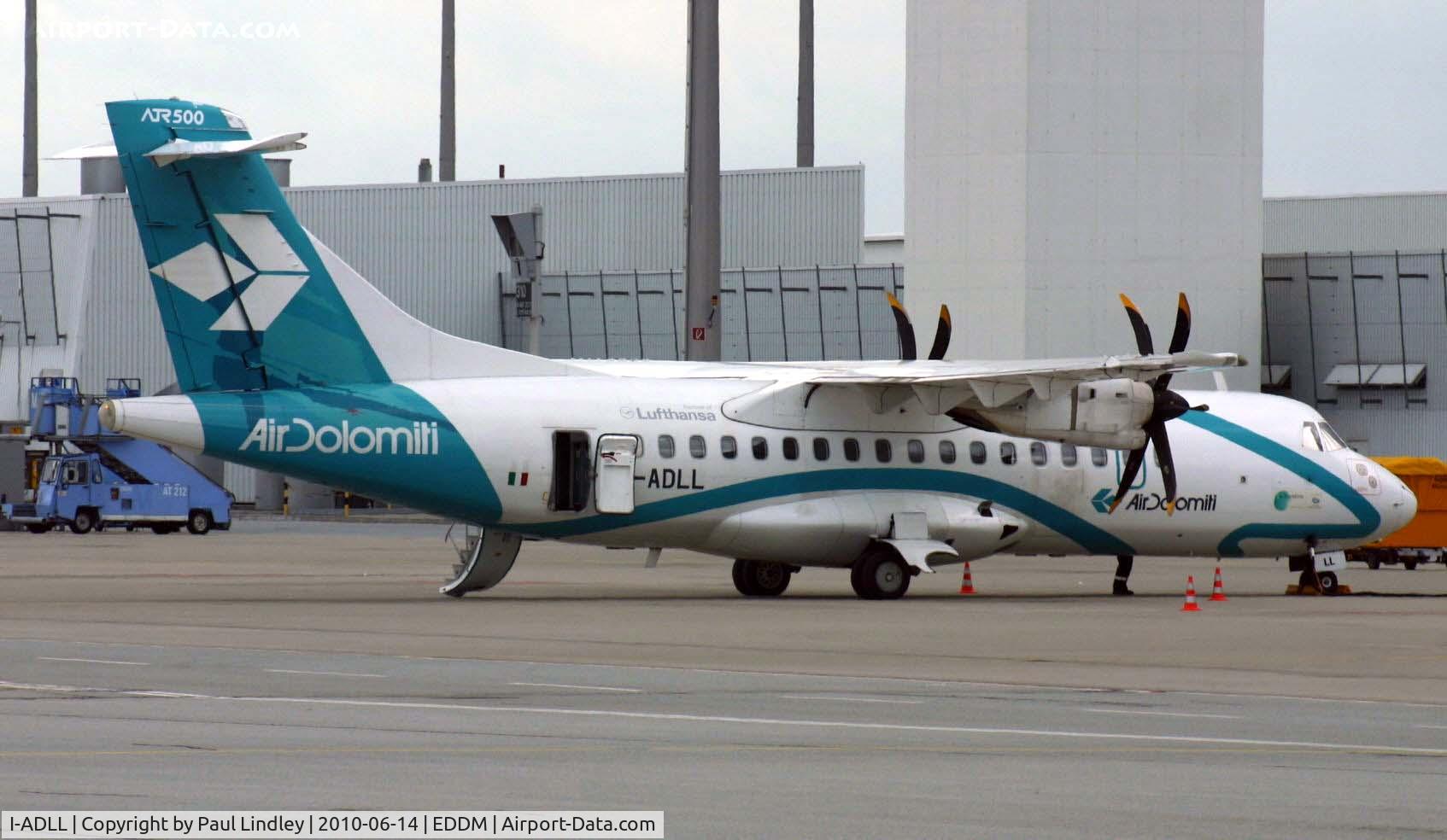 I-ADLL, 1997 ATR 42-512 C/N 518, On remote stand at Munich