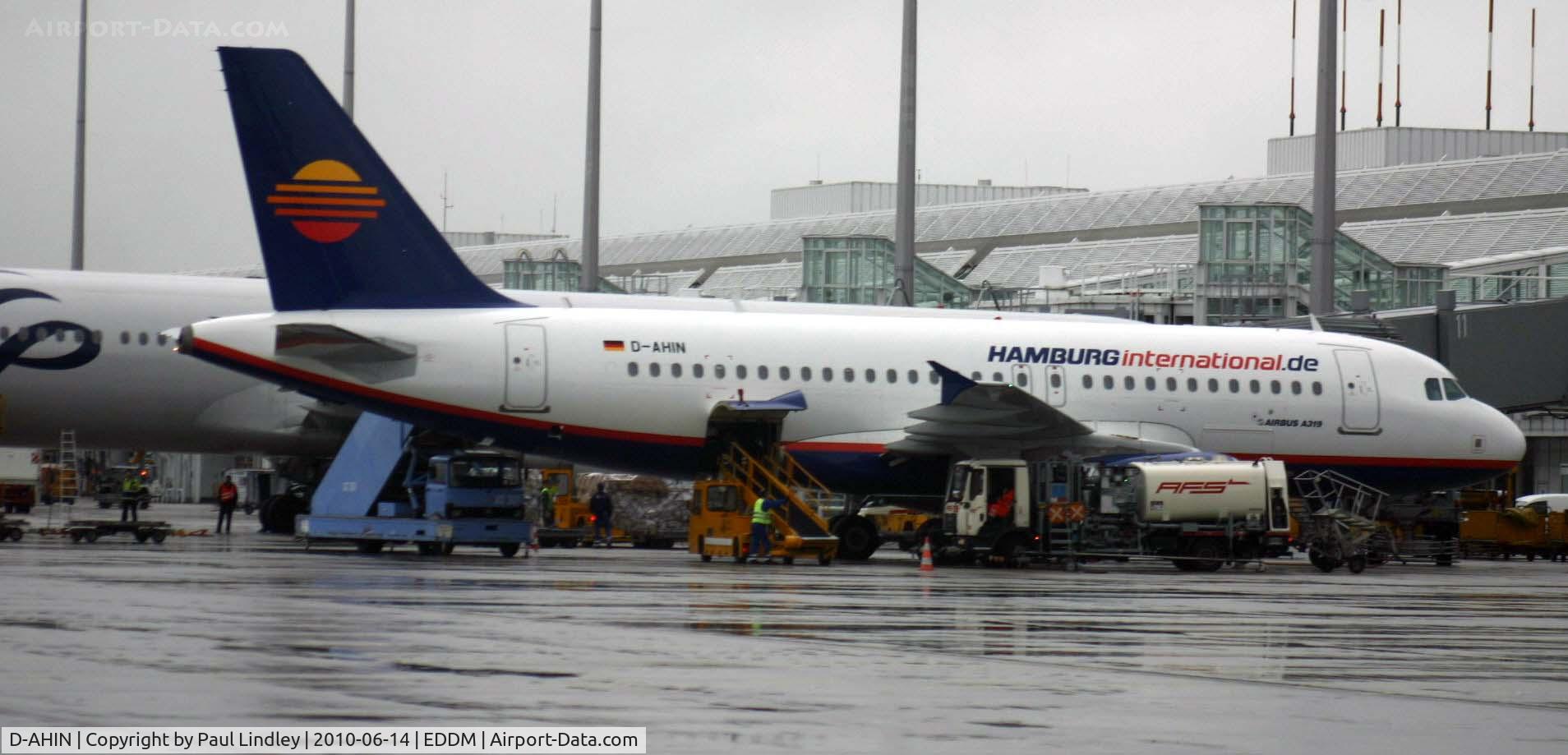 D-AHIN, 2009 Airbus A319-112 C/N 3853, On stand in the rain